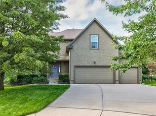 19814 W 96th Ter, Lenexa, KS 66220