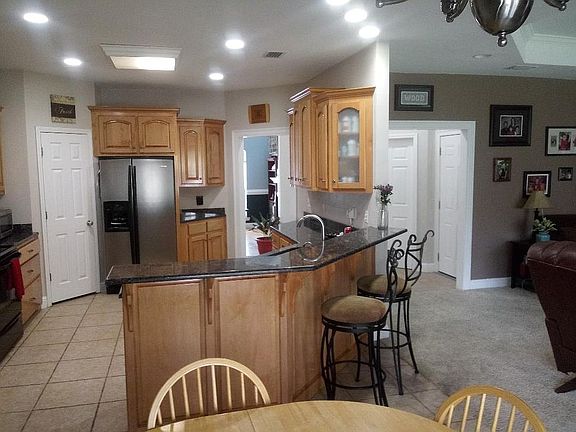 4th image of 5747 Hannah Ct
