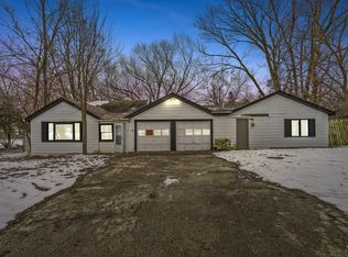 671 W Lake Cook Rd, Palatine, IL 60074