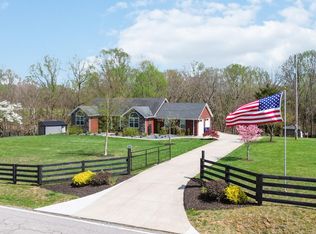 1600 Wooleyville Rd, Campbellsville, KY 42718