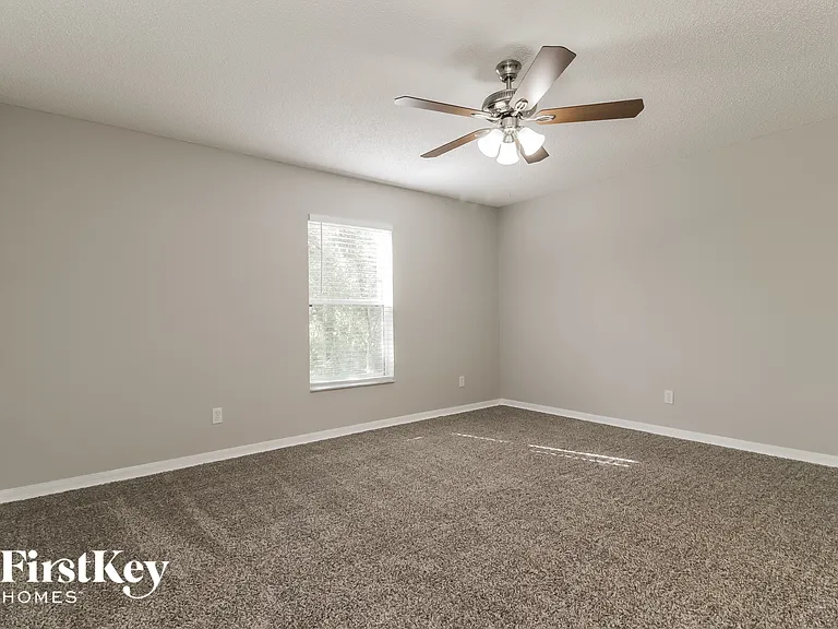 2417 Larkwood Rd — Photo 7