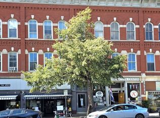 37 S Pleasant St #3R, Amherst, MA 01002