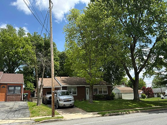 3rd image of 203 Harvey Rd