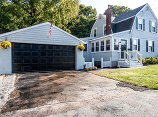 35 Bicknell Rd, Weymouth, MA 02191