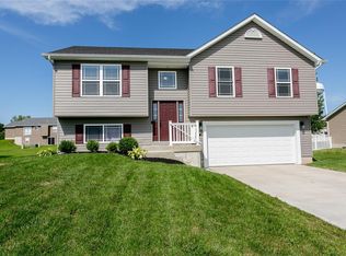 227 Rivers Edge Dr, Moscow Mills, MO 63362