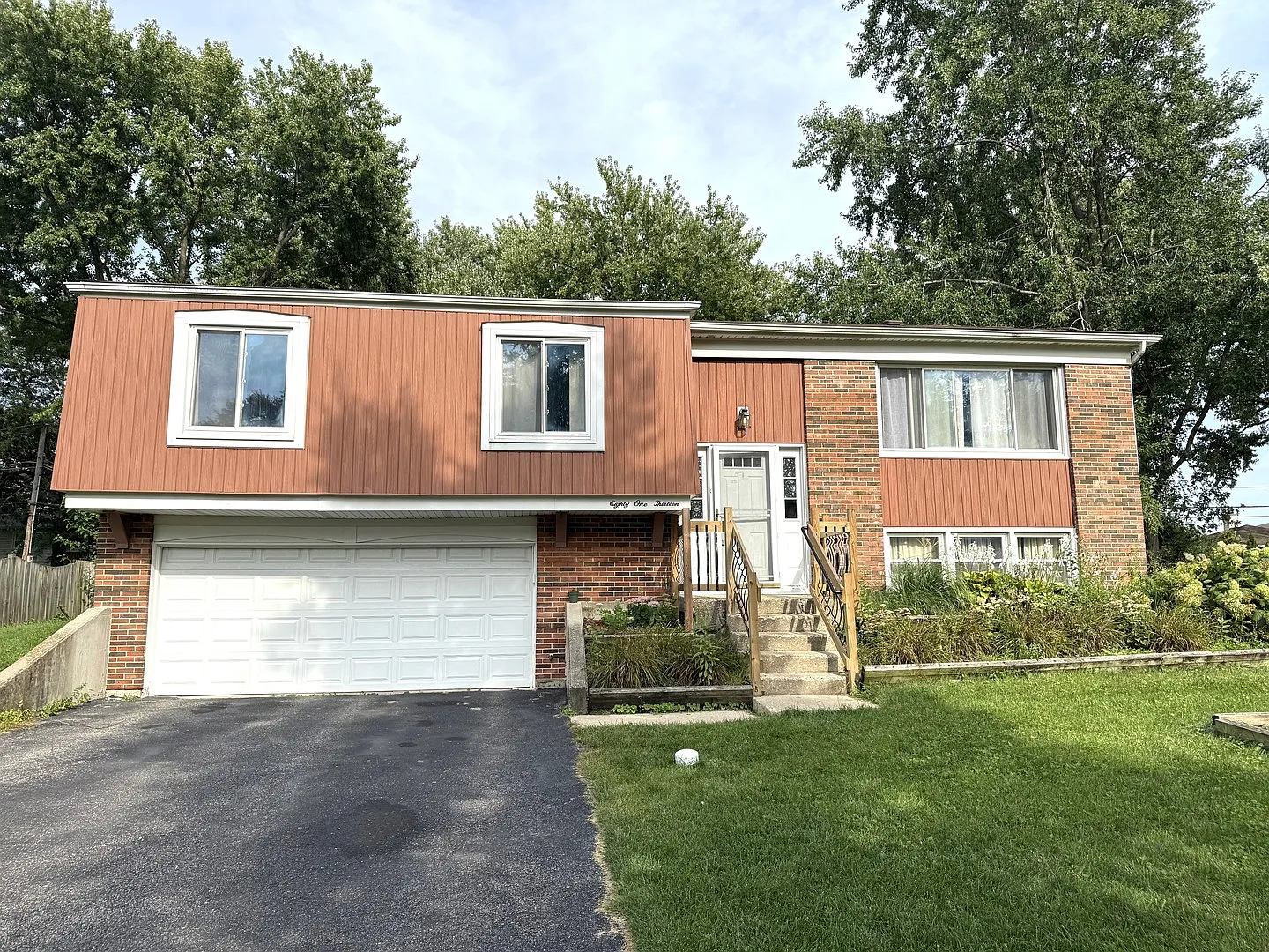 4 bed, 2.5 bath, 1803 sqft, $3,200 — Photo 1