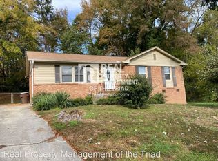 1704 Hannaford Rd, Greensboro, NC 27401