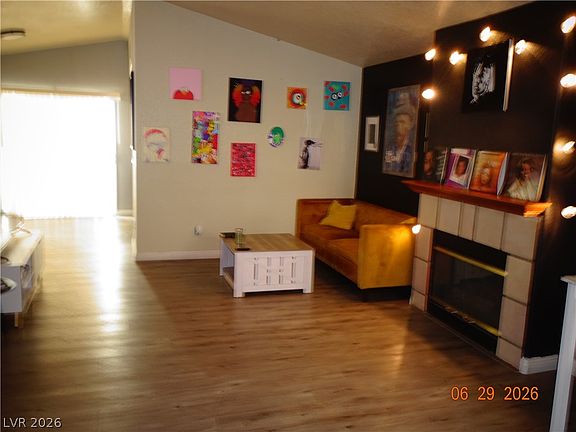 5th image of 5424 Geneive Ln Unit 105