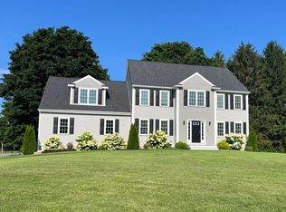 3 Crystal Spring Rd, Mattapoisett, MA 02739