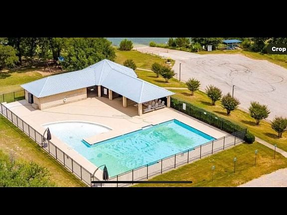3rd image of 4595 Skyline Dr