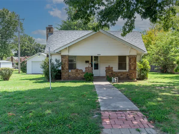 2812 W 37th Pl, Tulsa, OK 74107
