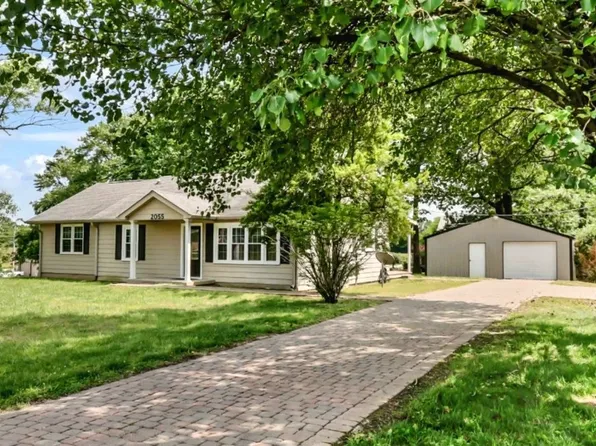 2055 Lovers Ln, Hopkinsville, KY 42240
