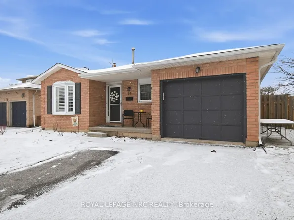 15 Hickory Ct, Welland, ON L3C 6S9