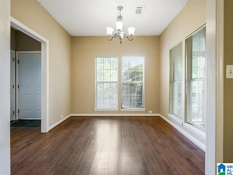 1947 Waterford Pl #1947 — Photo 12