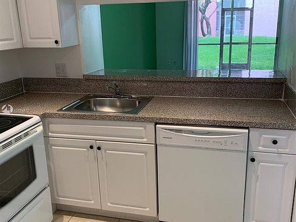 4th image of 19751 SW 114th Ave APT 148