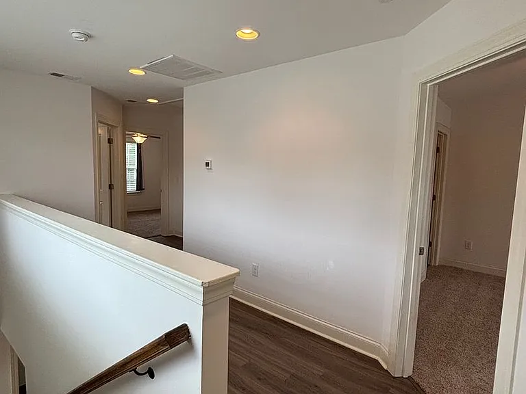 196 Silver Hill St — Photo 17
