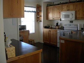 3rd image of 2958 E Somerset Dr