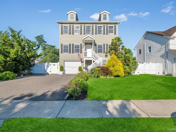 49 Lester Avenue, Freeport, NY 11520