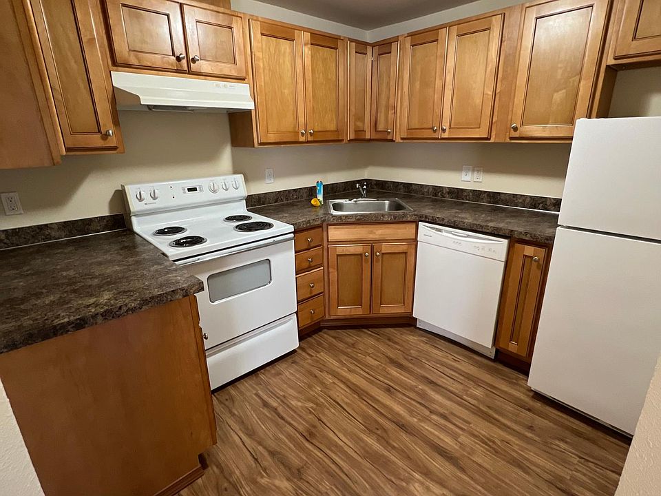 1st image of 4209 S 30th St #B1