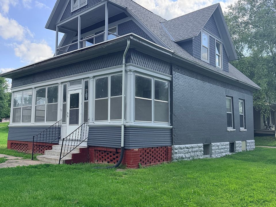 1st image of 1700 Courthouse Ave