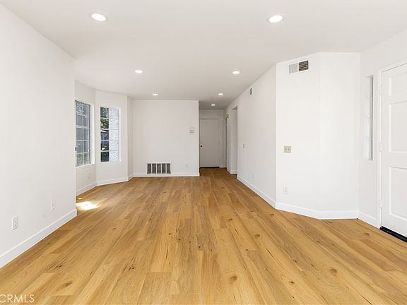 3rd image of 8215 Burgess Pl