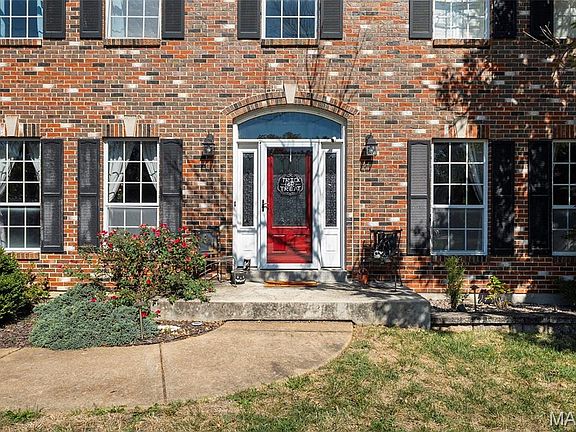 3rd image of 720 Arbor Haven Dr