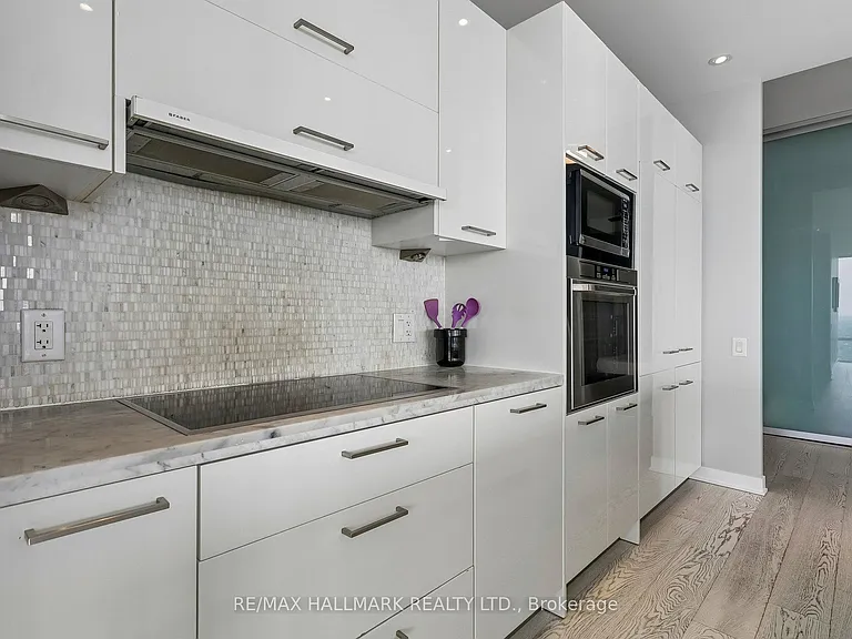 90 Park Lawn Rd #Penthouse 3101 — Photo 14