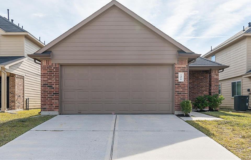 1st image of 2406 Gibbs Bend Ct