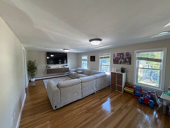 3rd image of 24 Granite St