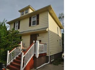 1293 E Forteen Mile Rd, Birmingham, MI 48009