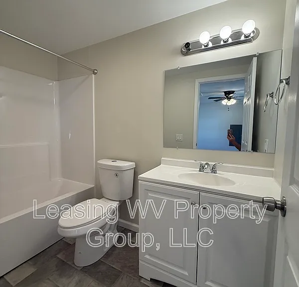 134 Clayton Ave #1E — Photo 7
