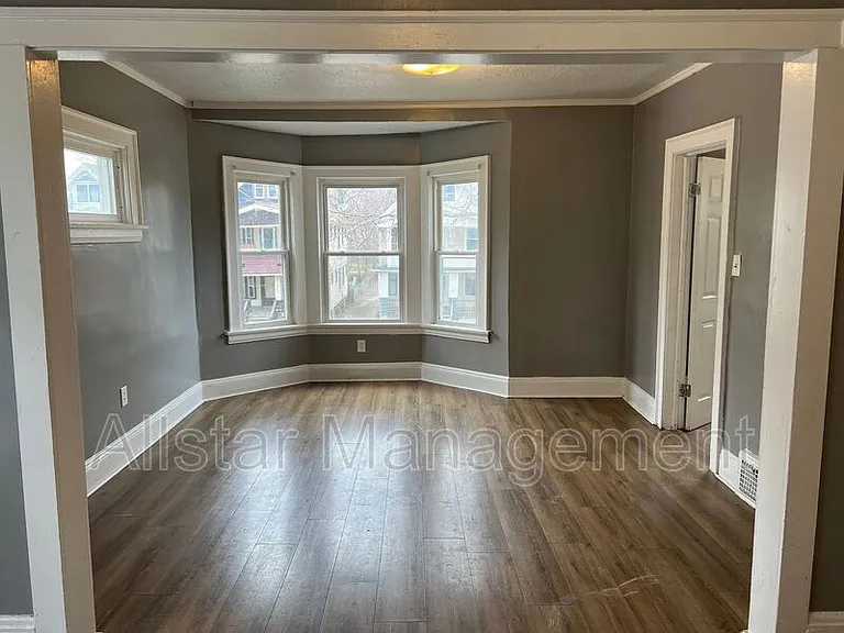 10006 Lamontier Ave #10008 — Photo 8