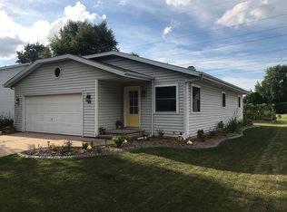 1706 E Sylvan Ave, Appleton, WI 54915