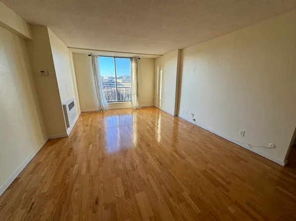 33 Pond Ave APT 1014, Brookline, MA 02445