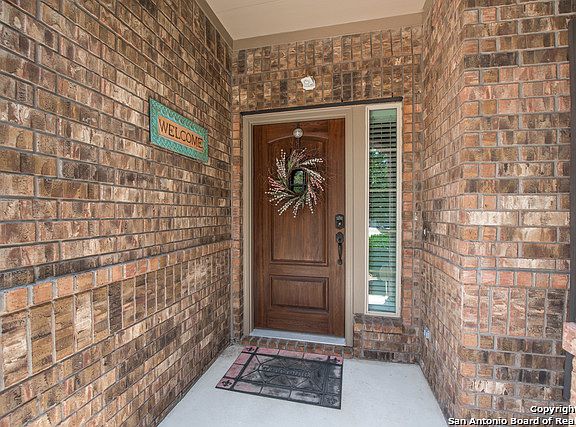 3rd image of 8518 Winchester Way