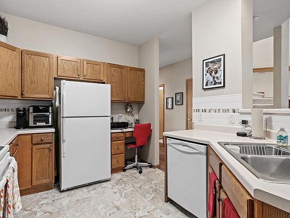 4th image of 3343 N Stone Creek Cir