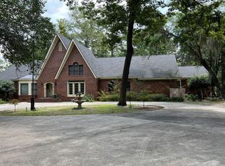 152 Lakeview Dr, Jesup, GA 31545