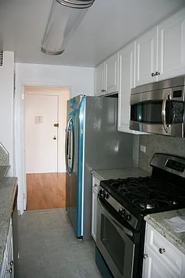 Rented by Michael K Namm Associates | media 22