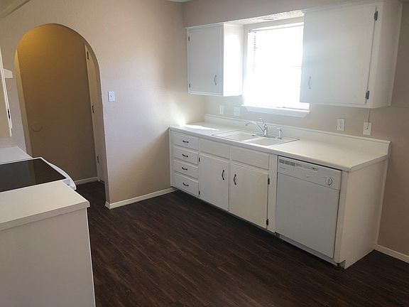 3rd image of 8627 Dublin Ave