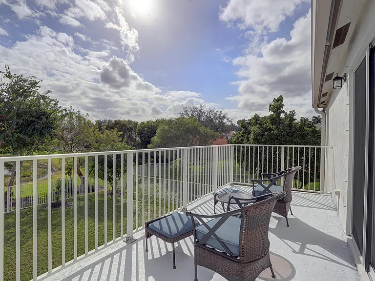 4018 Bluff Harbor Way — Photo 24