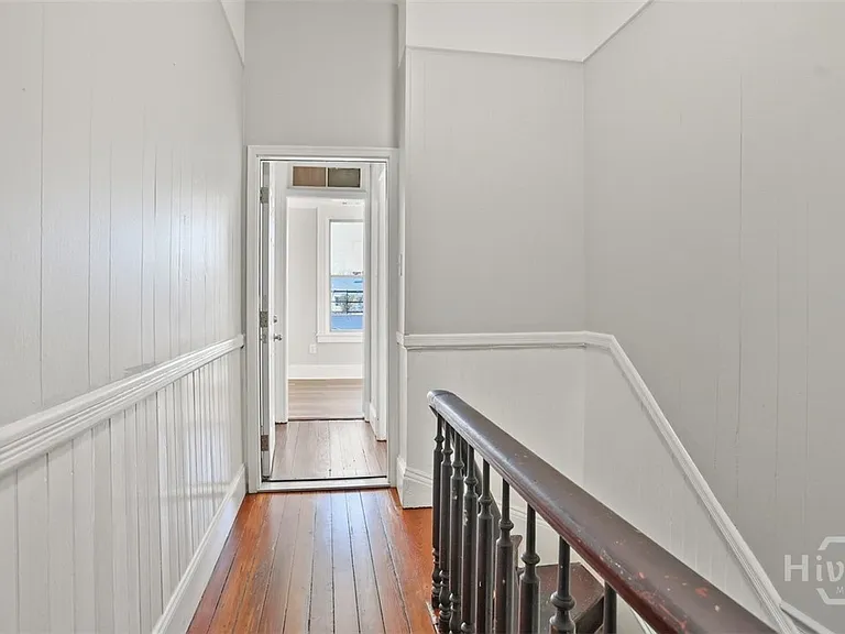 1112 Barnard St #A — Photo 22