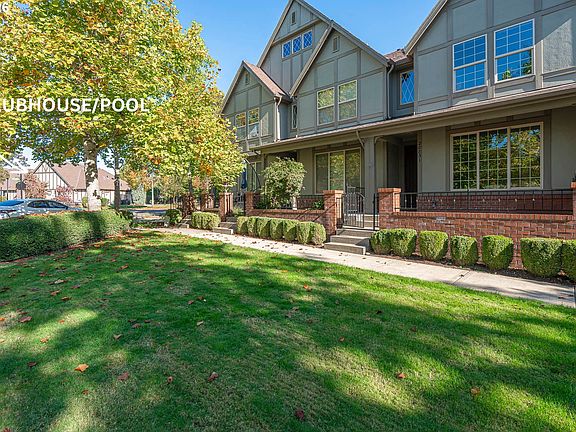 2nd image of 28831 SW Costa Cir W