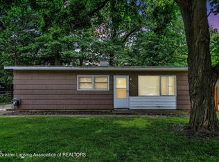 2905 Fielding Dr, Lansing, MI 48911