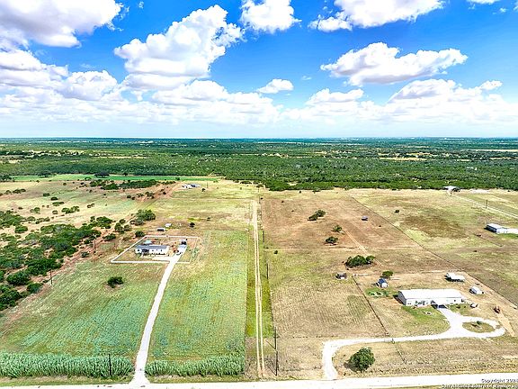 4th image of 1290 County Road 122