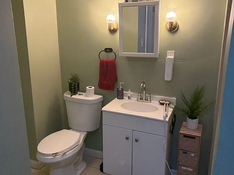165 Ingleside Ave #1 — Photo 7