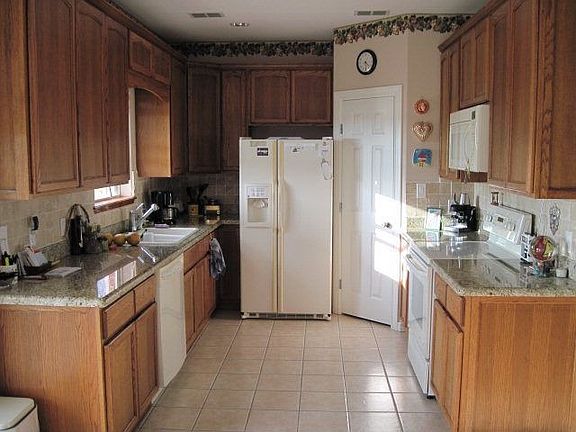 5th image of 24 Augusta Dr