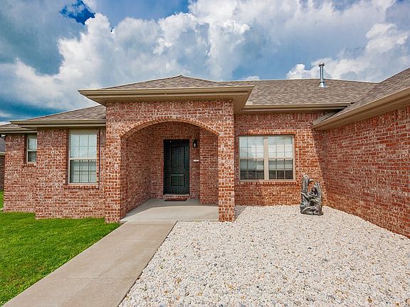 3rd image of 1281 Arkansas Ln