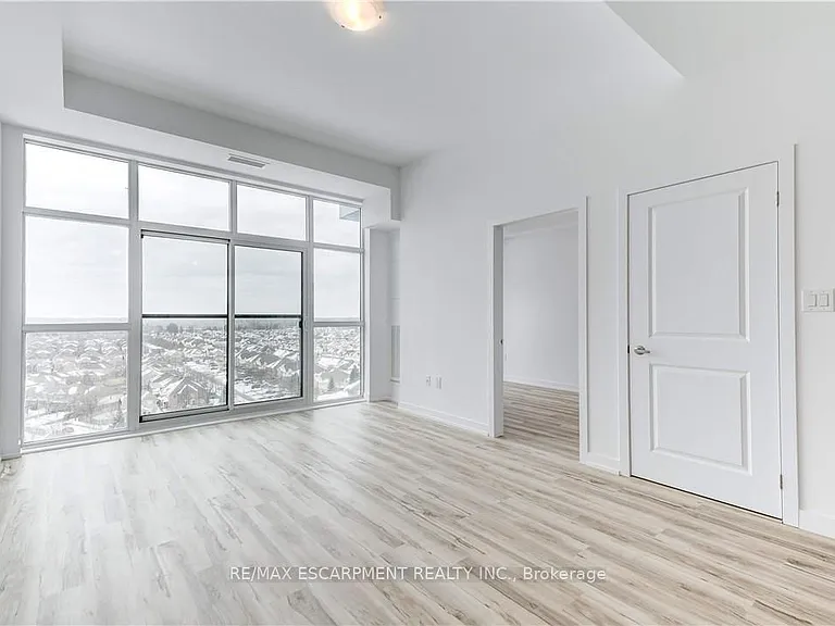 450 Dundas St E #1204 — Photo 21