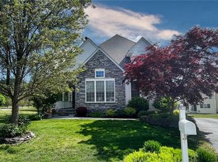 10 Berwick Cir, Highland Mills, NY 10930