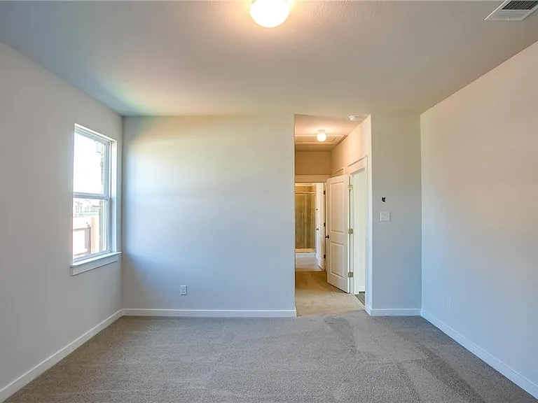 603 Pheasant Hill Ln — Photo 27